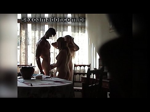 ❤️ Секс приятели канят гигантски мъж и тройка с него ️ Красиво порно в bg.drpornofilme.ru ️❤
